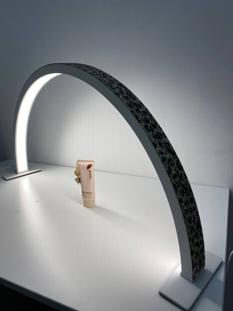 дуга стол лео-