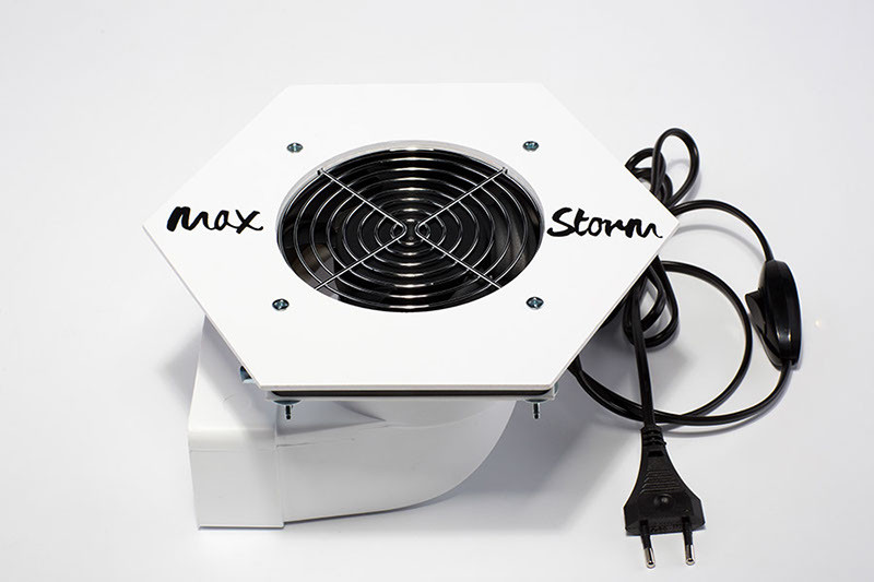 538996361_w640_h640_moschnyj-vstraivaemyj-pylesos