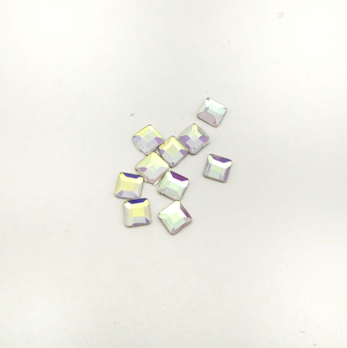 ANDI Стразы (Квадрат 3-3) 10шт, в ассортименте,4